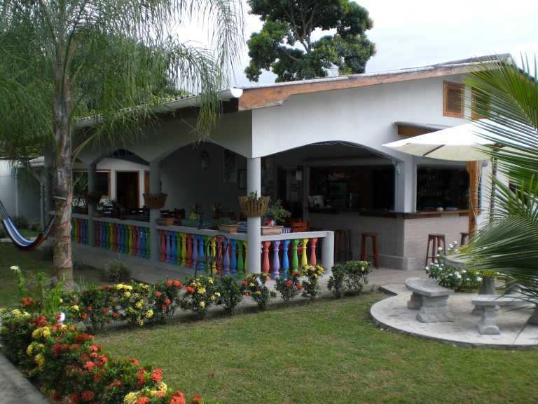 Hotel Rainbow Village, Restaurante y Bar