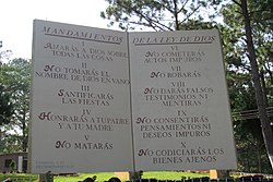 La biblia del Cerrito de Santa Rosa de Copán